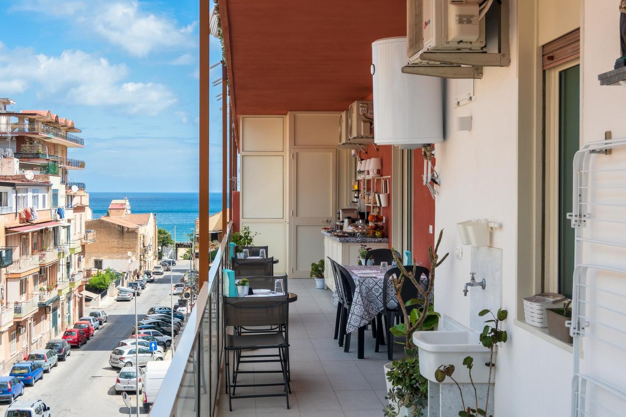 Ciccio And Breakfast - Self Check-in Bed & Breakfast Palermo